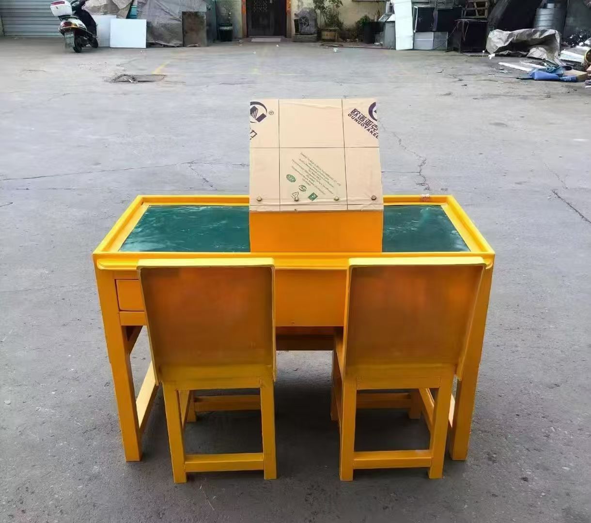 埇桥防静电导通桌井下煤矿火工品发放桌：危险品流转的安全守护者